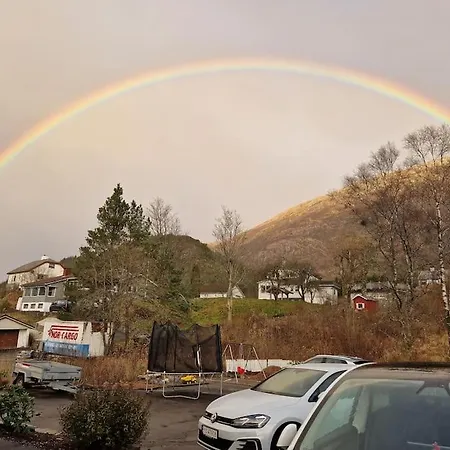 Apartamento Cosy Ground Floor With Three Bedrooms *