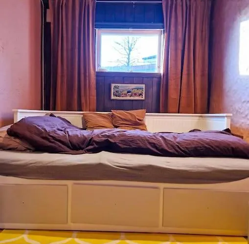 Lejlighed Cosy Ground Floor With Three Bedrooms *