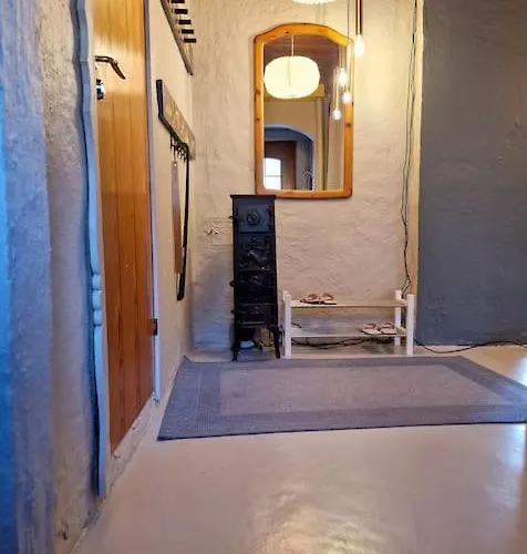 Lejlighed Cosy Ground Floor With Three Bedrooms *