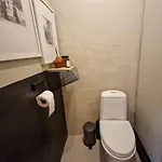 Cosy Ground Floor With Three Bedrooms * ברגן